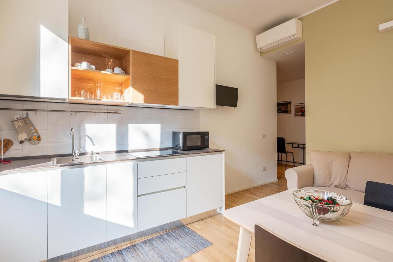 Spacious & Comfortable Apartment In Duomo By Easylife Milano Esterno foto