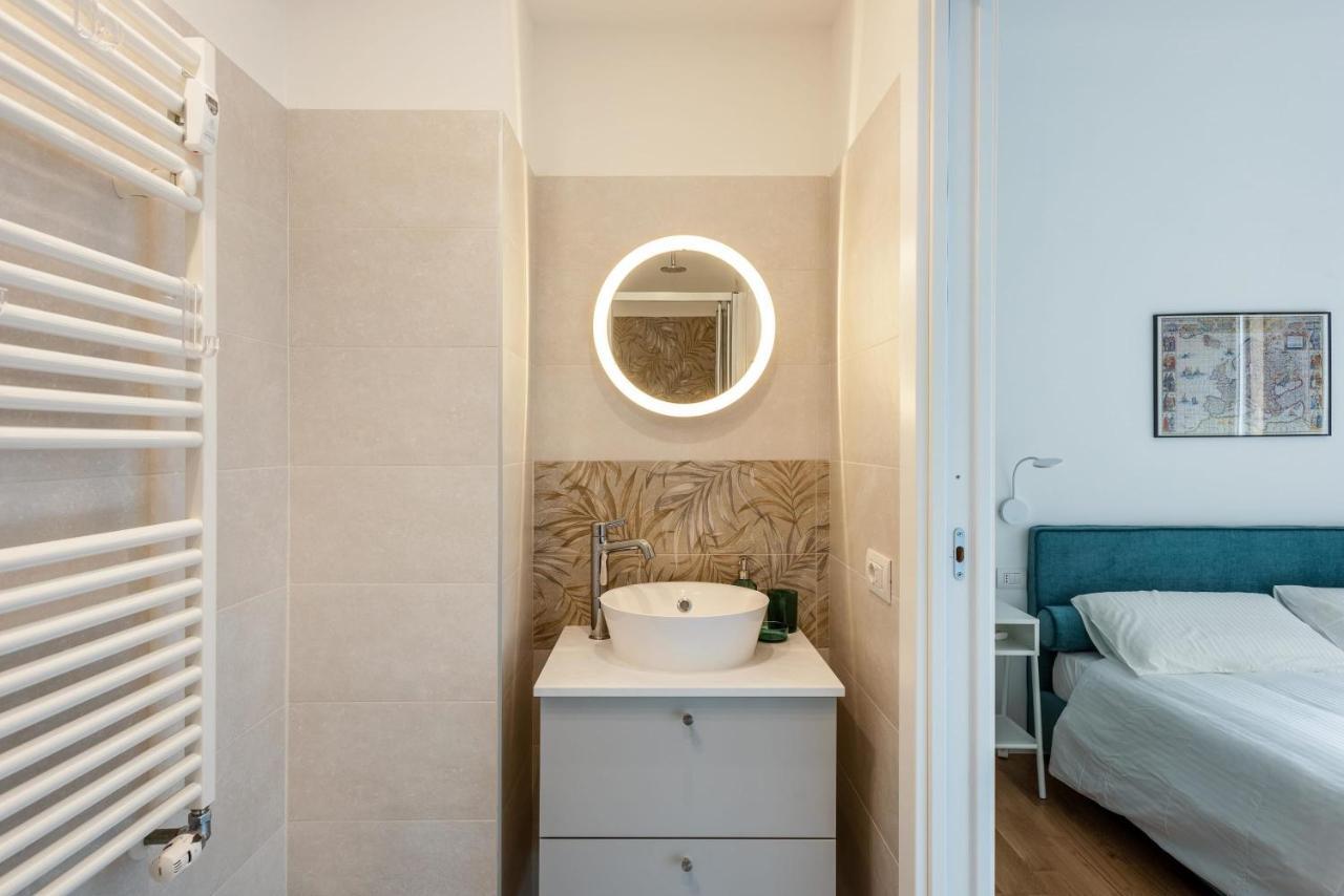 Spacious & Comfortable Apartment In Duomo By Easylife Milano Esterno foto