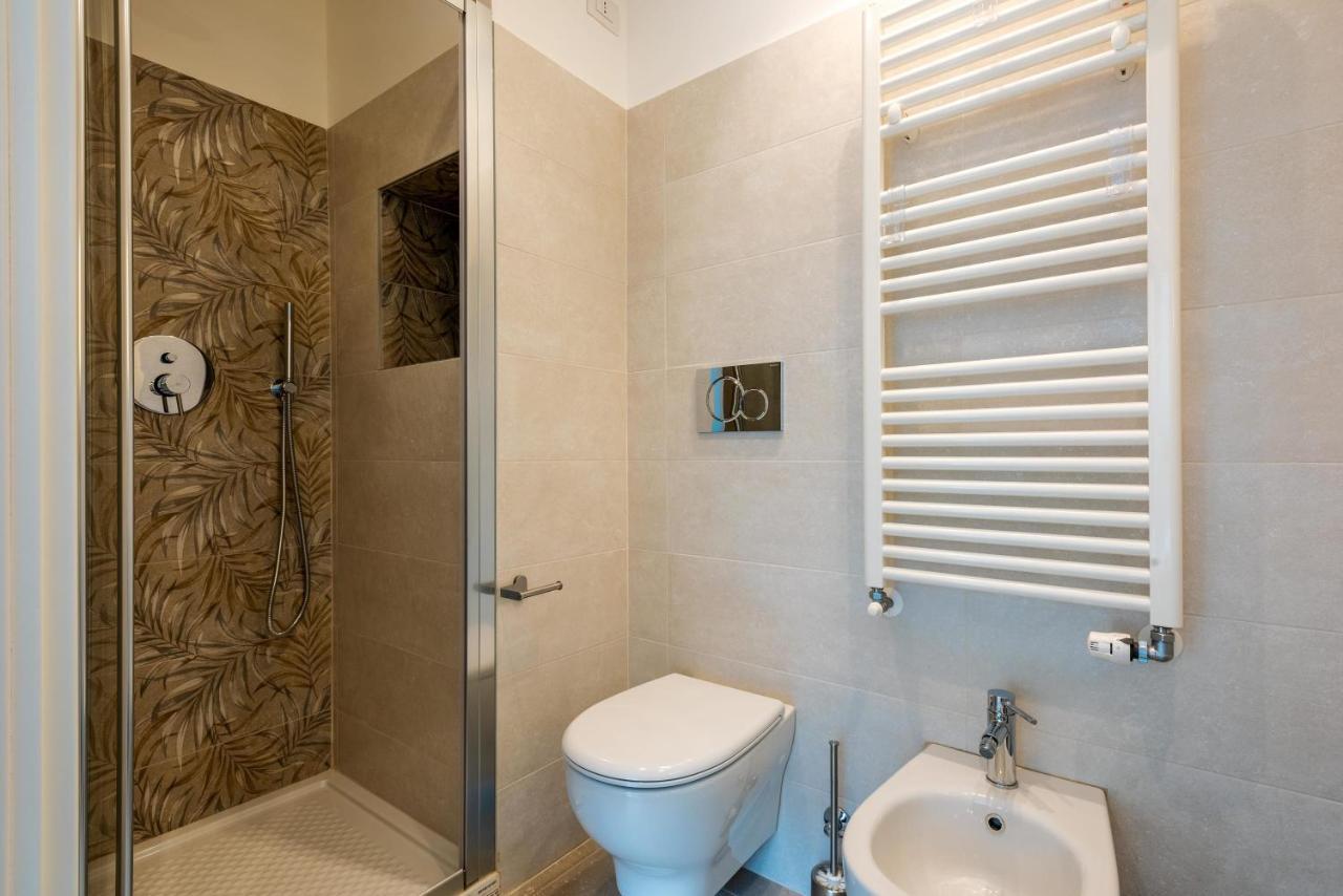 Spacious & Comfortable Apartment In Duomo By Easylife Milano Esterno foto